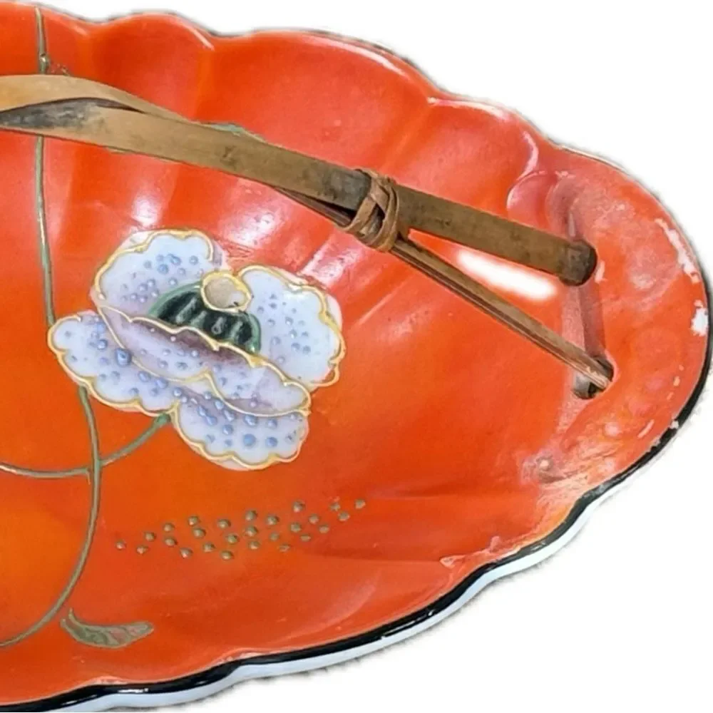 Vintage Japanese  Kutani hand, painted floral porcelain dish, bamboo‎ handle ￼